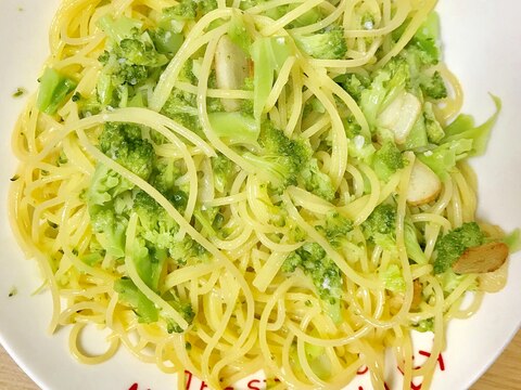 ブロッコリーたっぷりパスタ